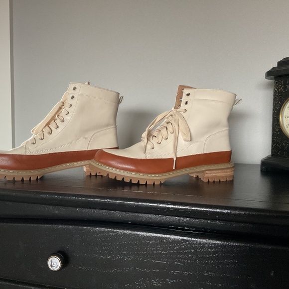 NWOB booties by Mi.iM - Picture 3 of 7